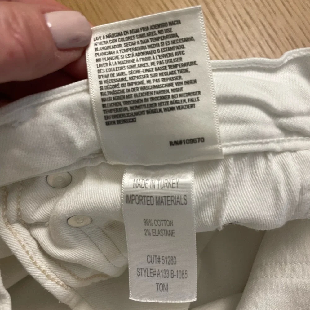 AGOLDE WHITE TONI JEANS SIZE 25